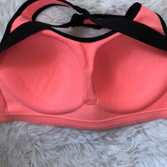 Victoria’s Secret VSX 32D Sports Bra - Picture 3 of 4